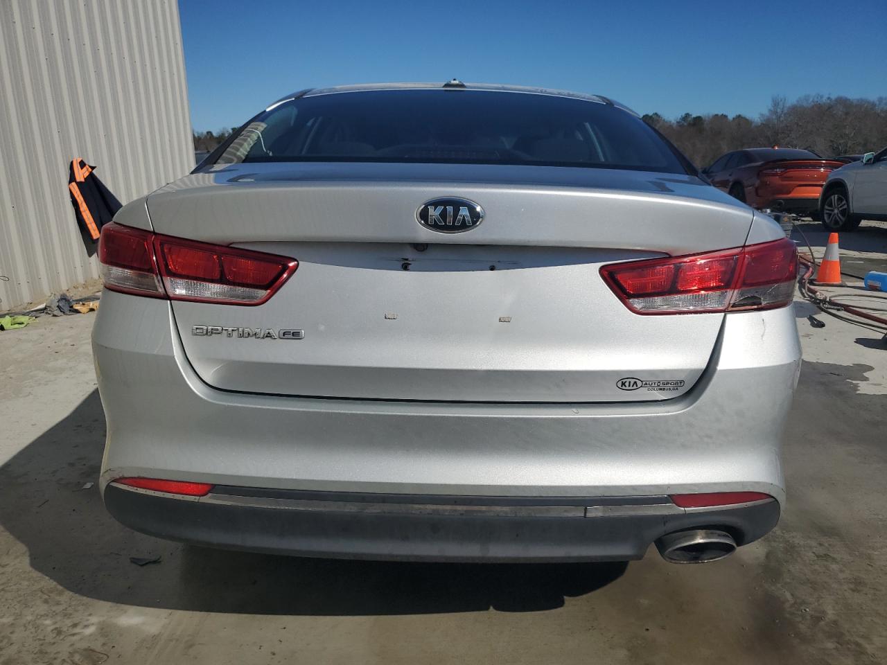 2017 Kia Optima - Image 6