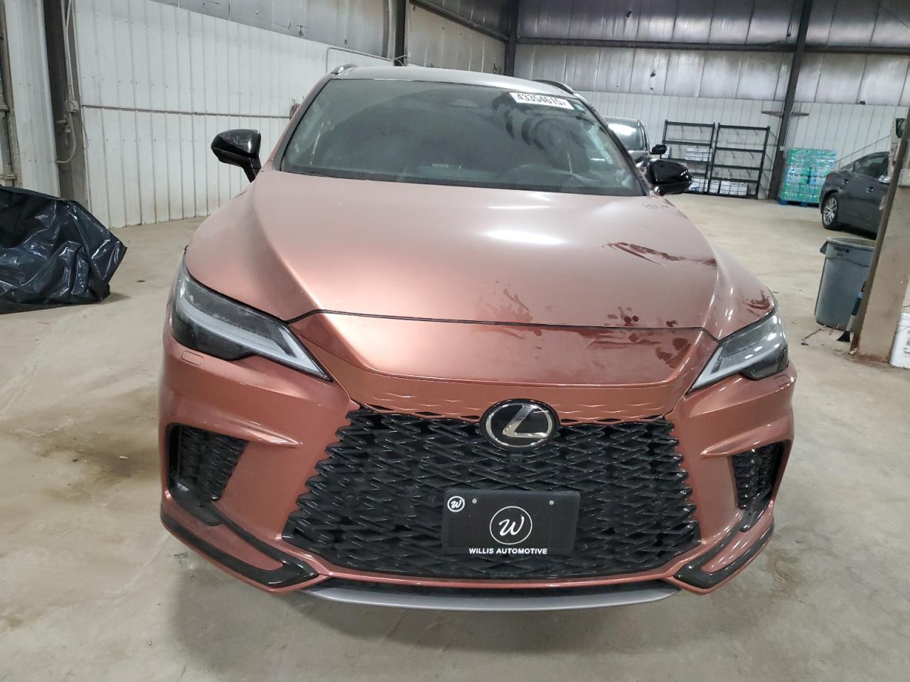 2023 Lexus RX - Image 5