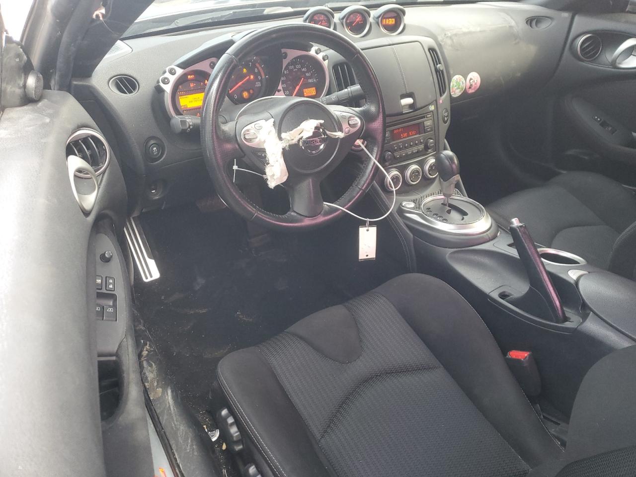 2016 Nissan 370Z - Image 8