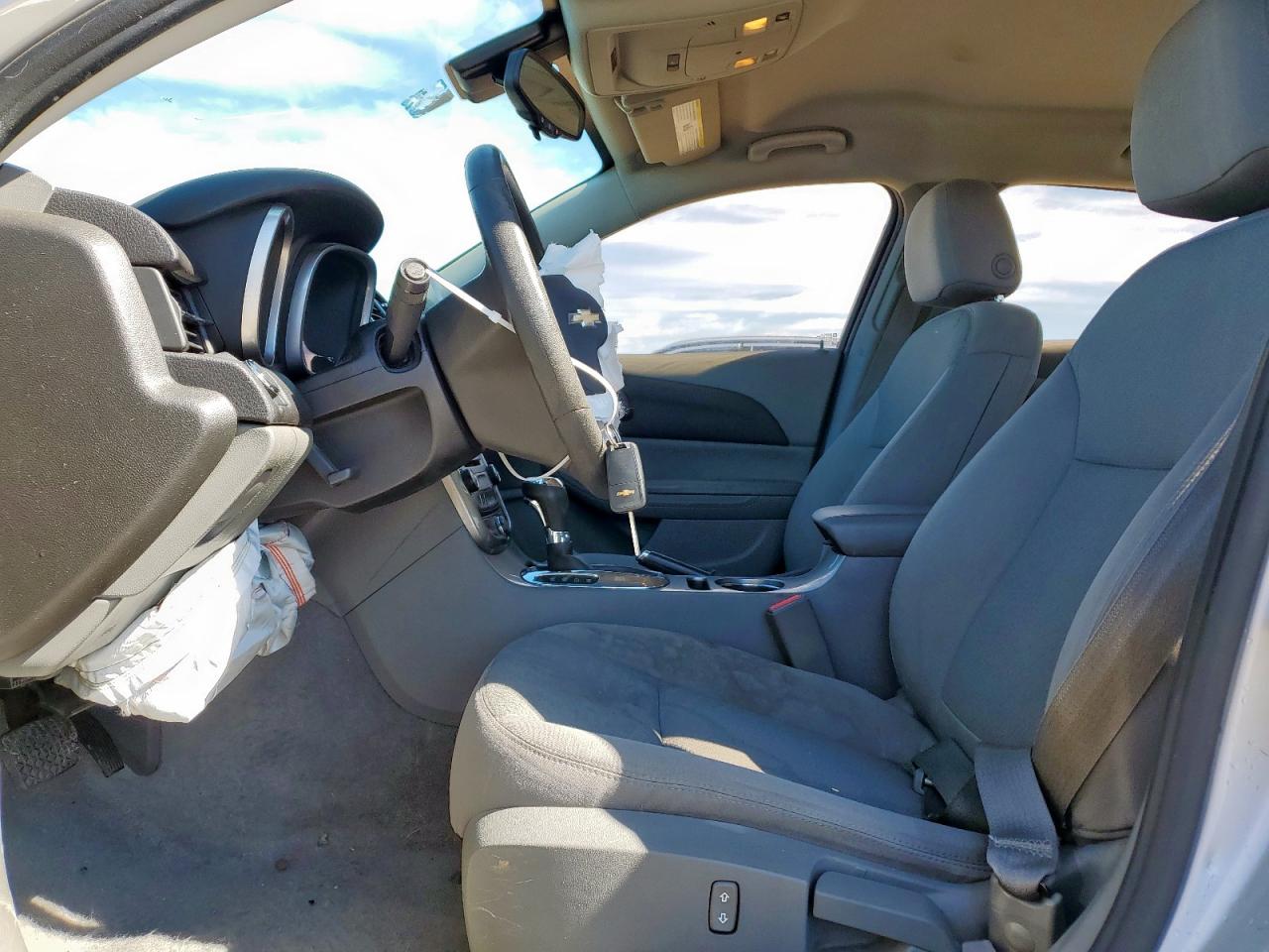2015 Chevrolet Malibu - Image 7