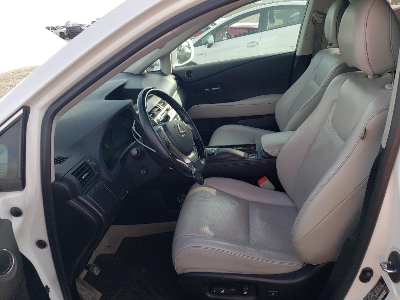 2014 Lexus RX - Image 7