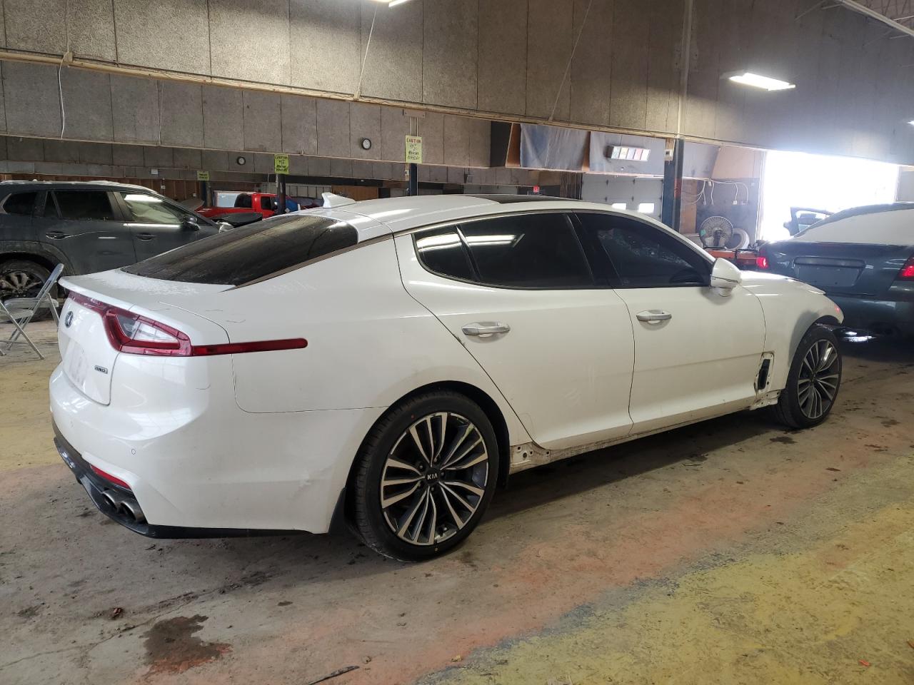 2018 Kia Stinger - Image 3