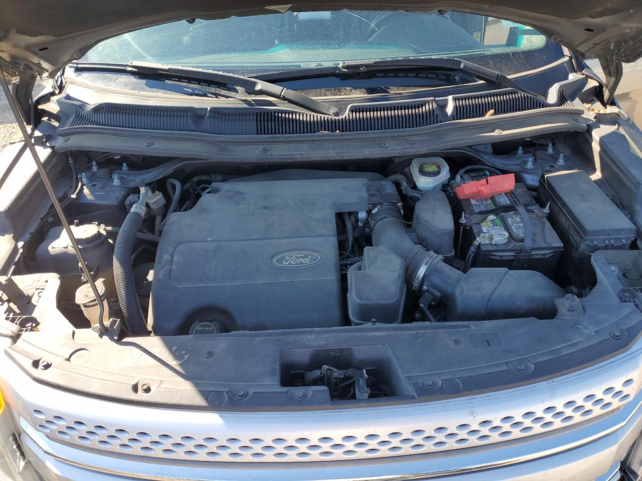 2014 Ford Explorer - Image 12