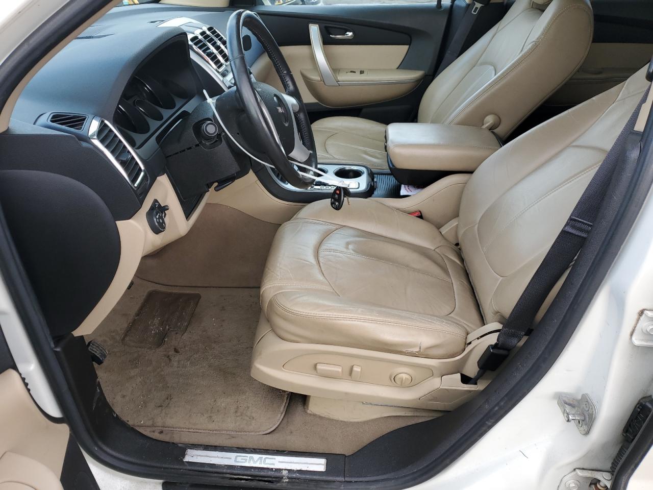 2011 GMC Acadia - Image 7