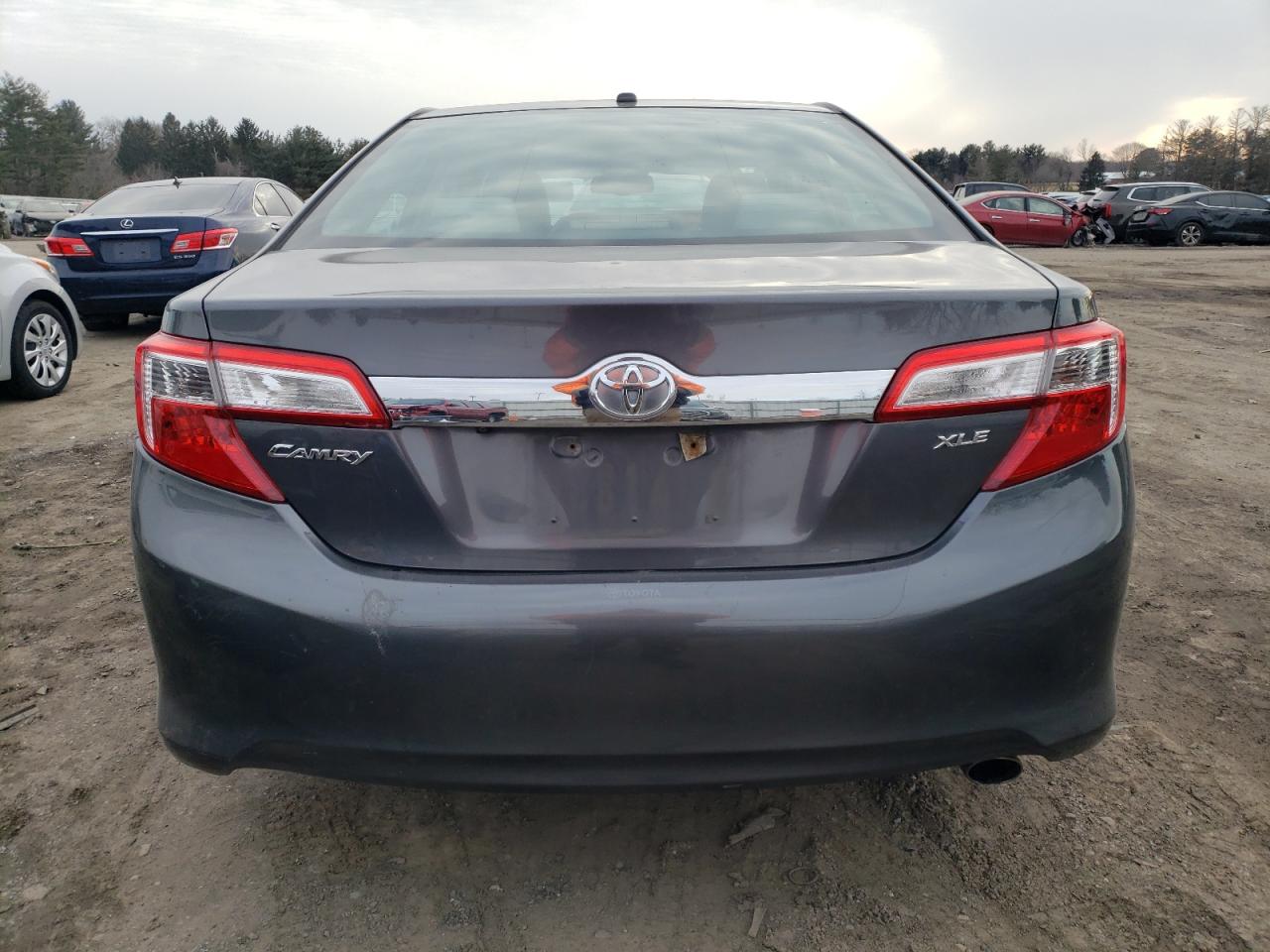 2013 Toyota Camry - Image 6