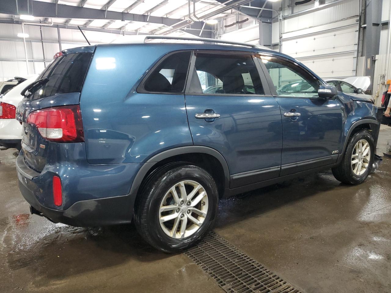 2014 Kia Sorento - Image 3