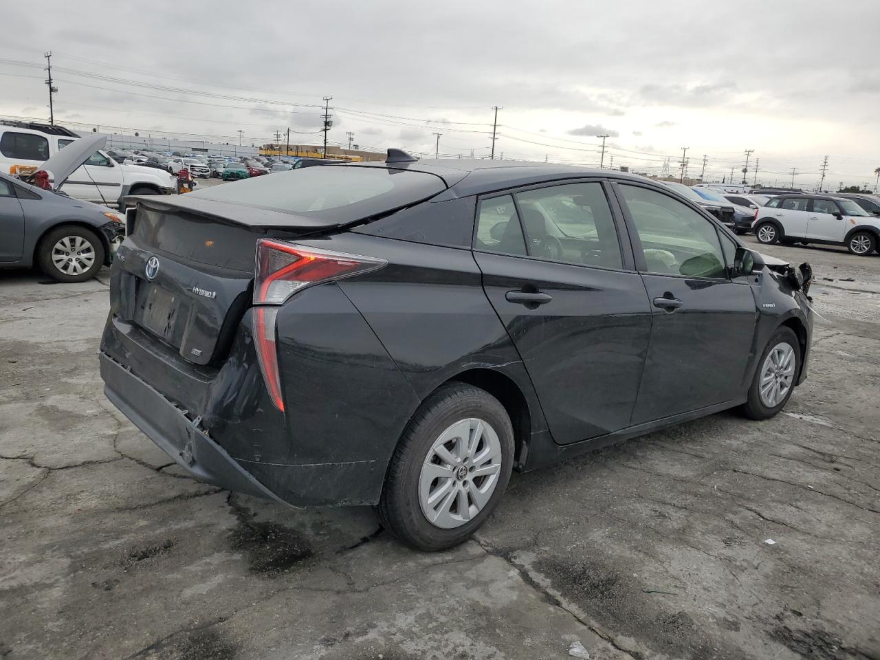 2017 Toyota Prius - Image 3