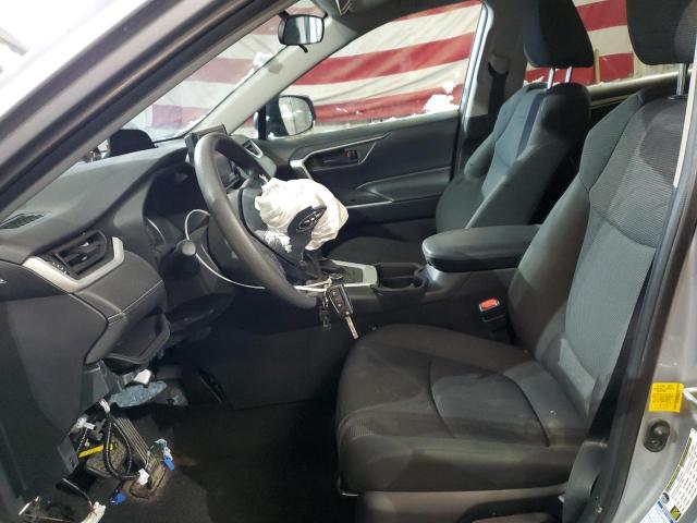  TOYOTA RAV4 2021 Серебристый