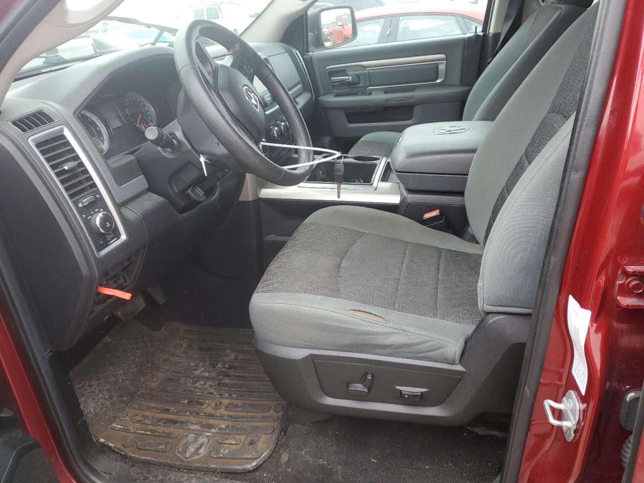 2015 RAM 1500 - Image 7