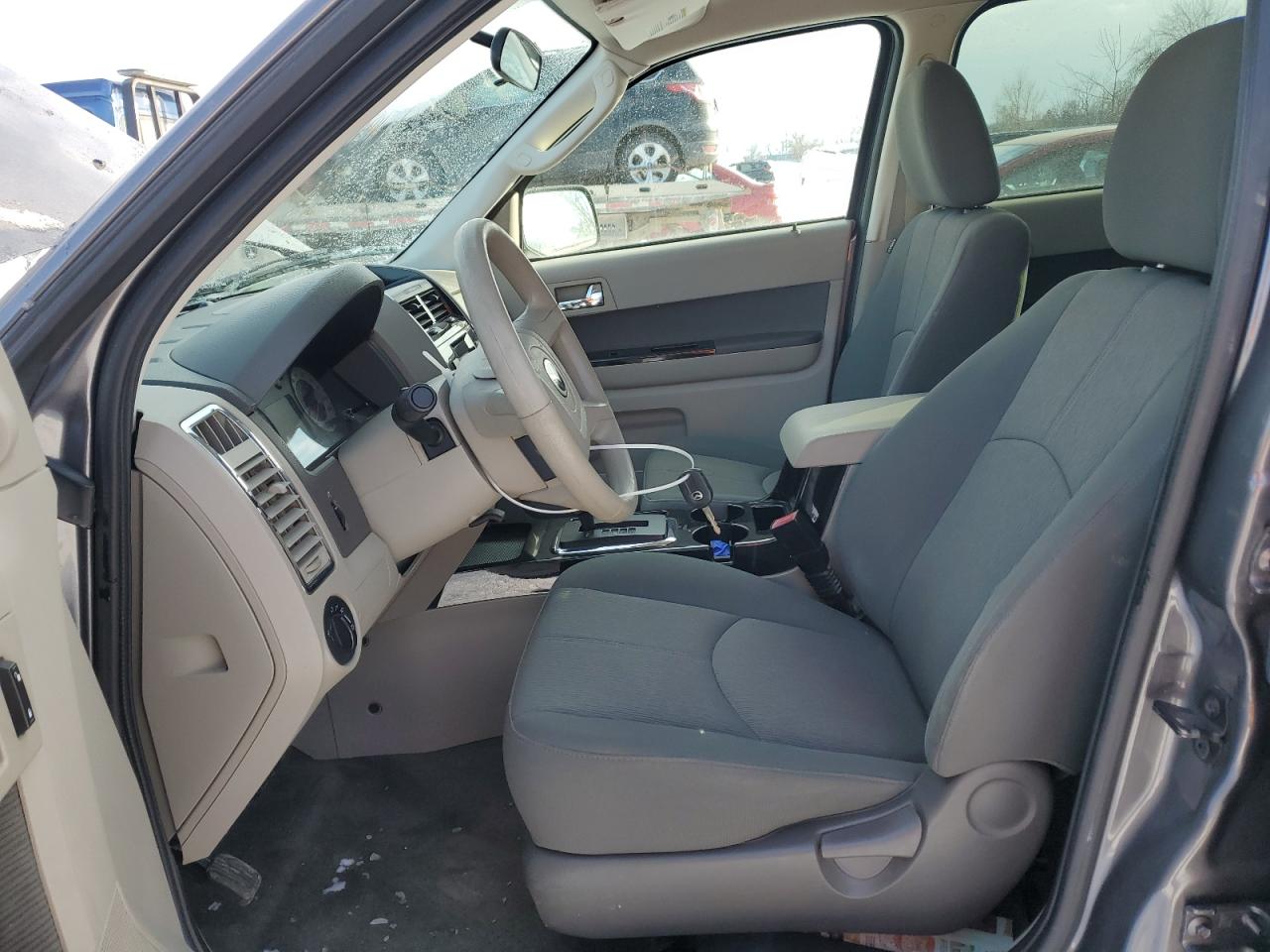 2011 Mazda Tribute - Image 7
