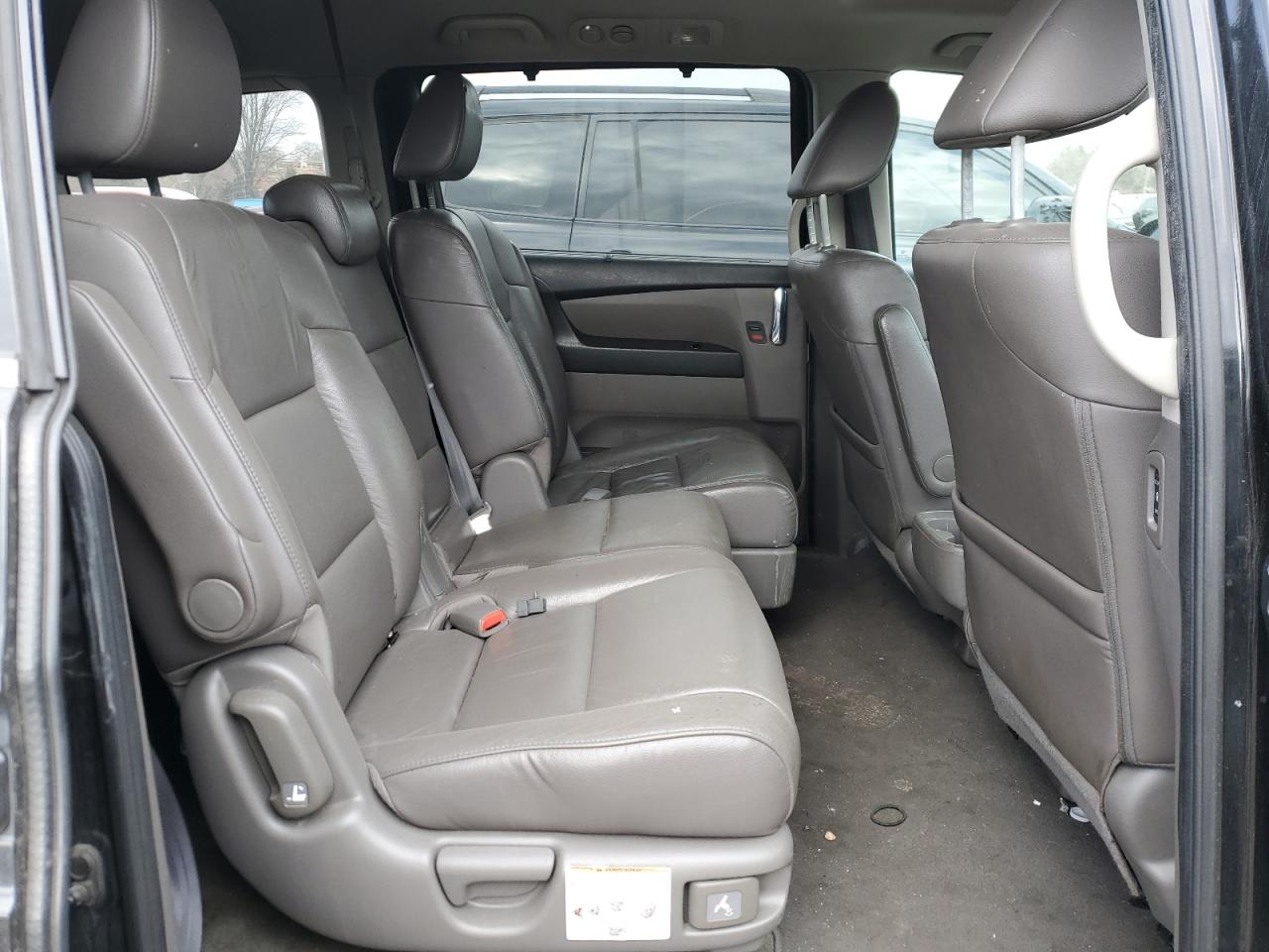 2014 Honda Odyssey - Image 11