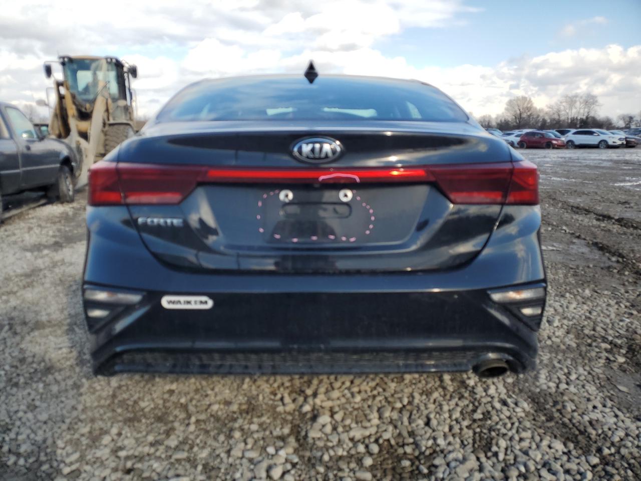 2020 Kia Forte - Image 6