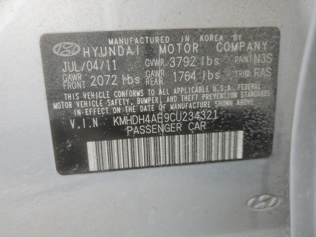 2012 Hyundai Elantra - Image 14