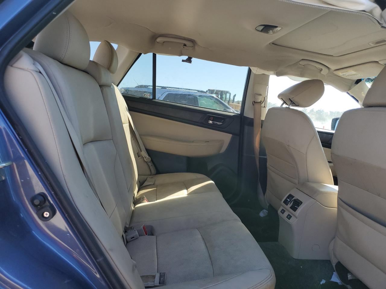 2017 Subaru Outback - Image 12