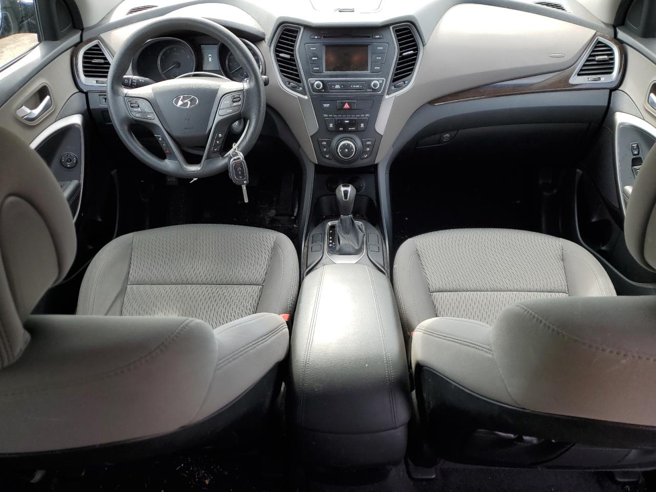 2018 Hyundai Santa Fe - Image 8