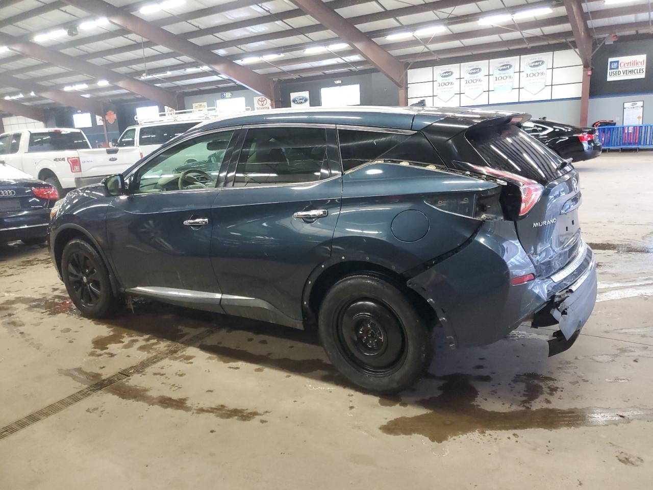 2015 Nissan Murano - Image 2