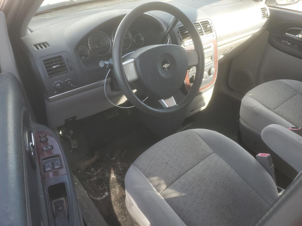 2006 Chevrolet Uplander - Image 8