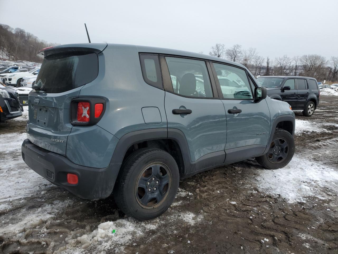 2017 Jeep Renegade - Image 3