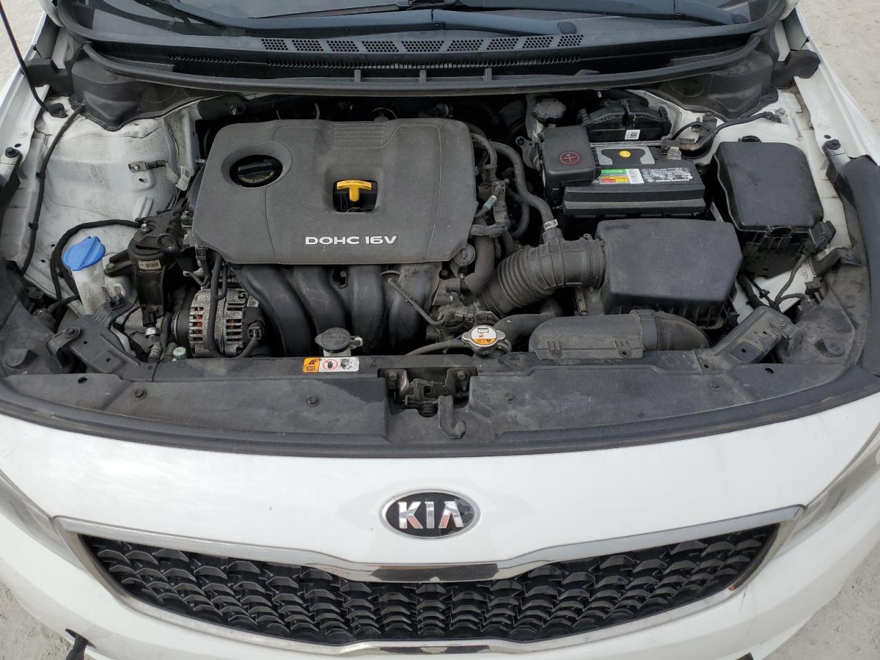 2017 Kia Forte - Image 11