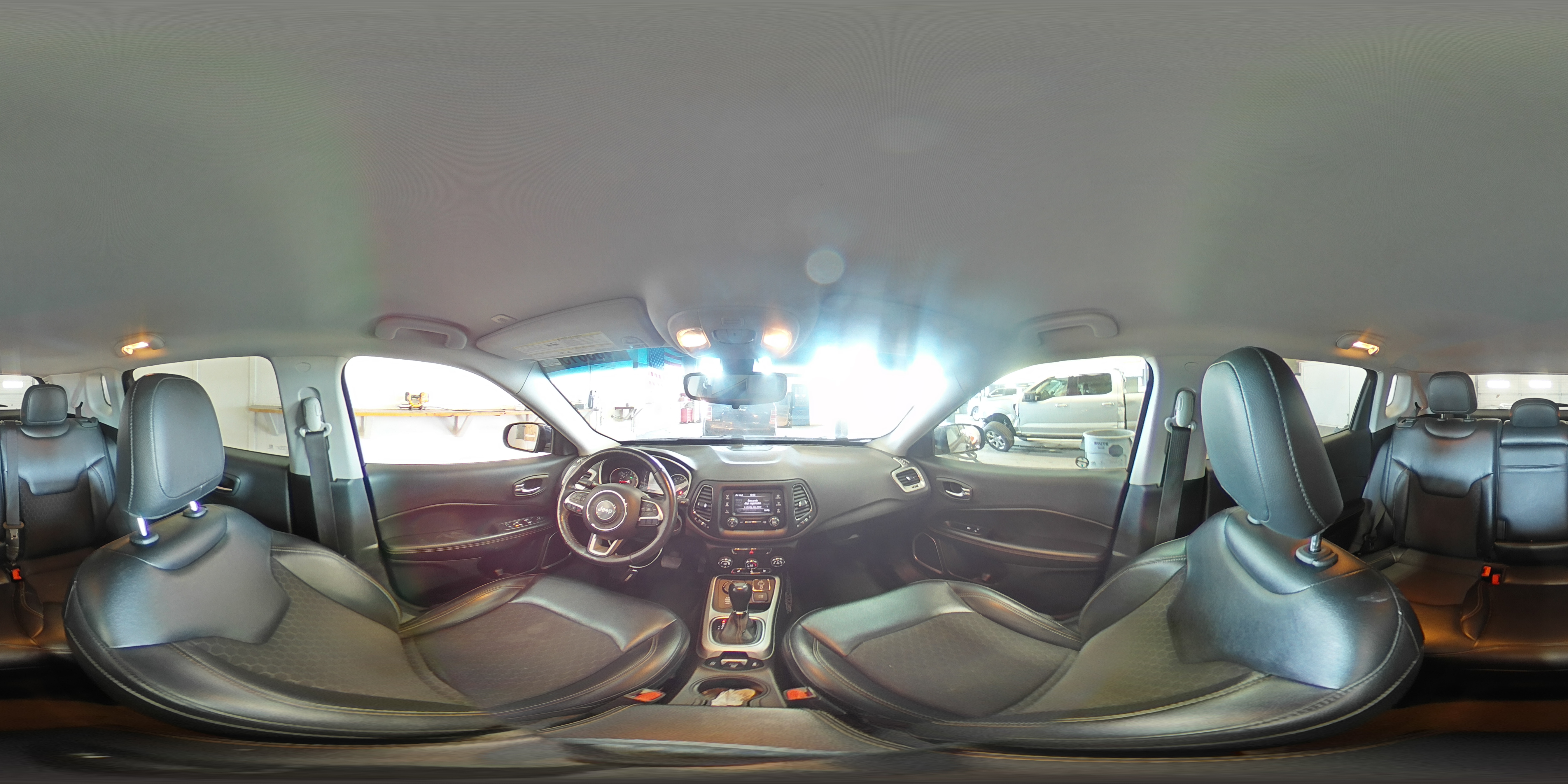 2018 Jeep Compass - Image 14