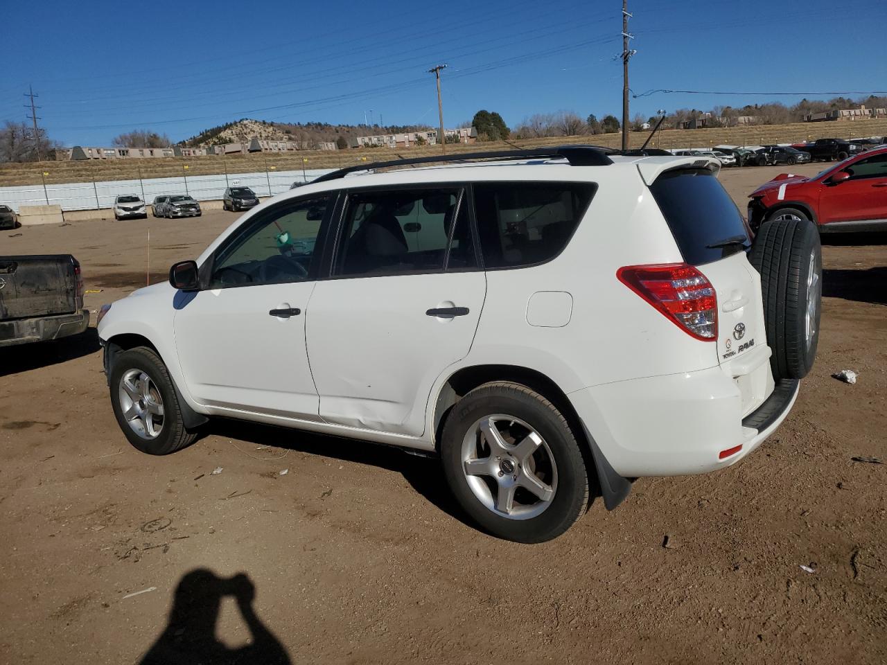 2010 Toyota RAV 4 - Image 2