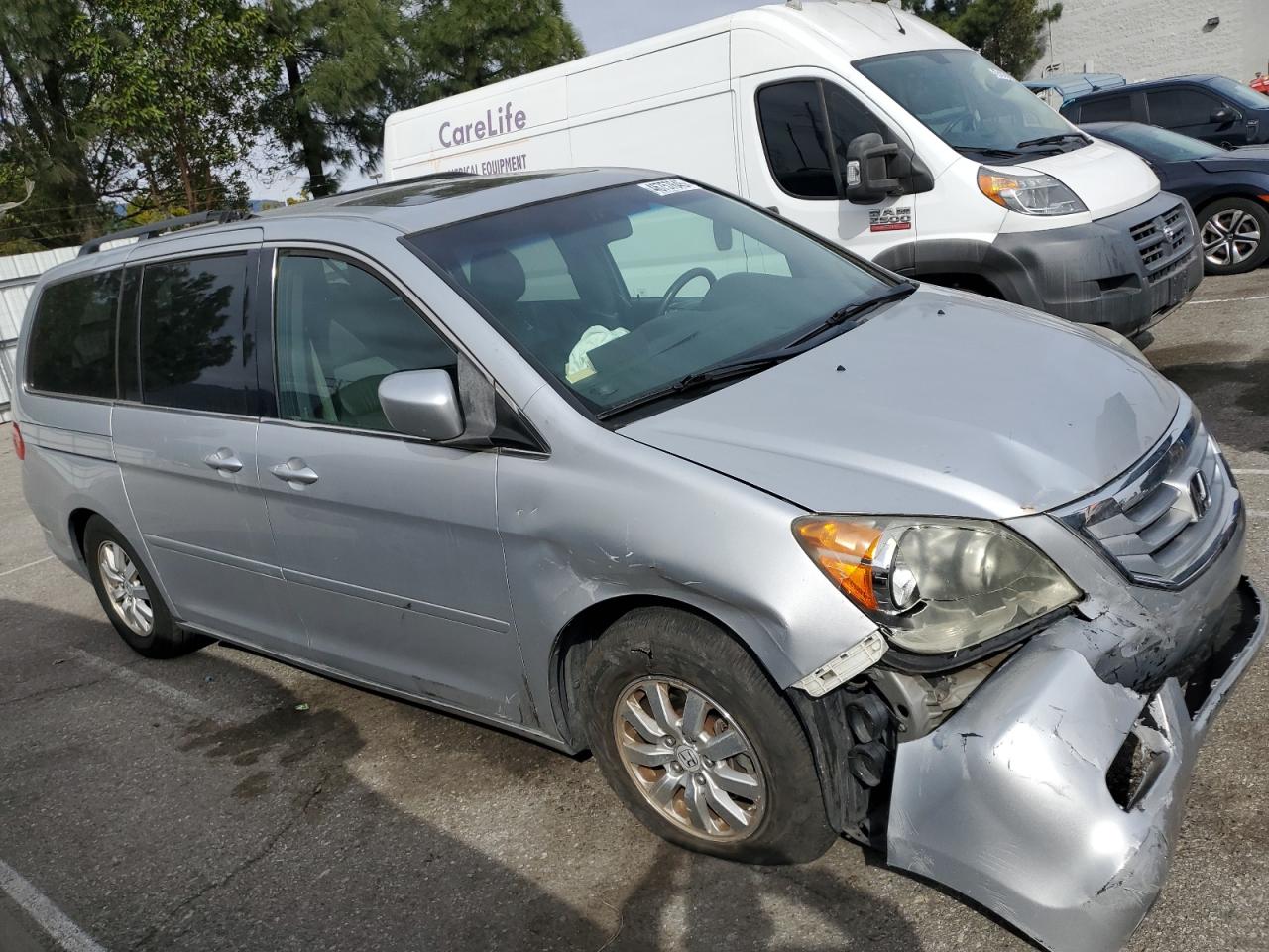 2010 Honda Odyssey - Image 4