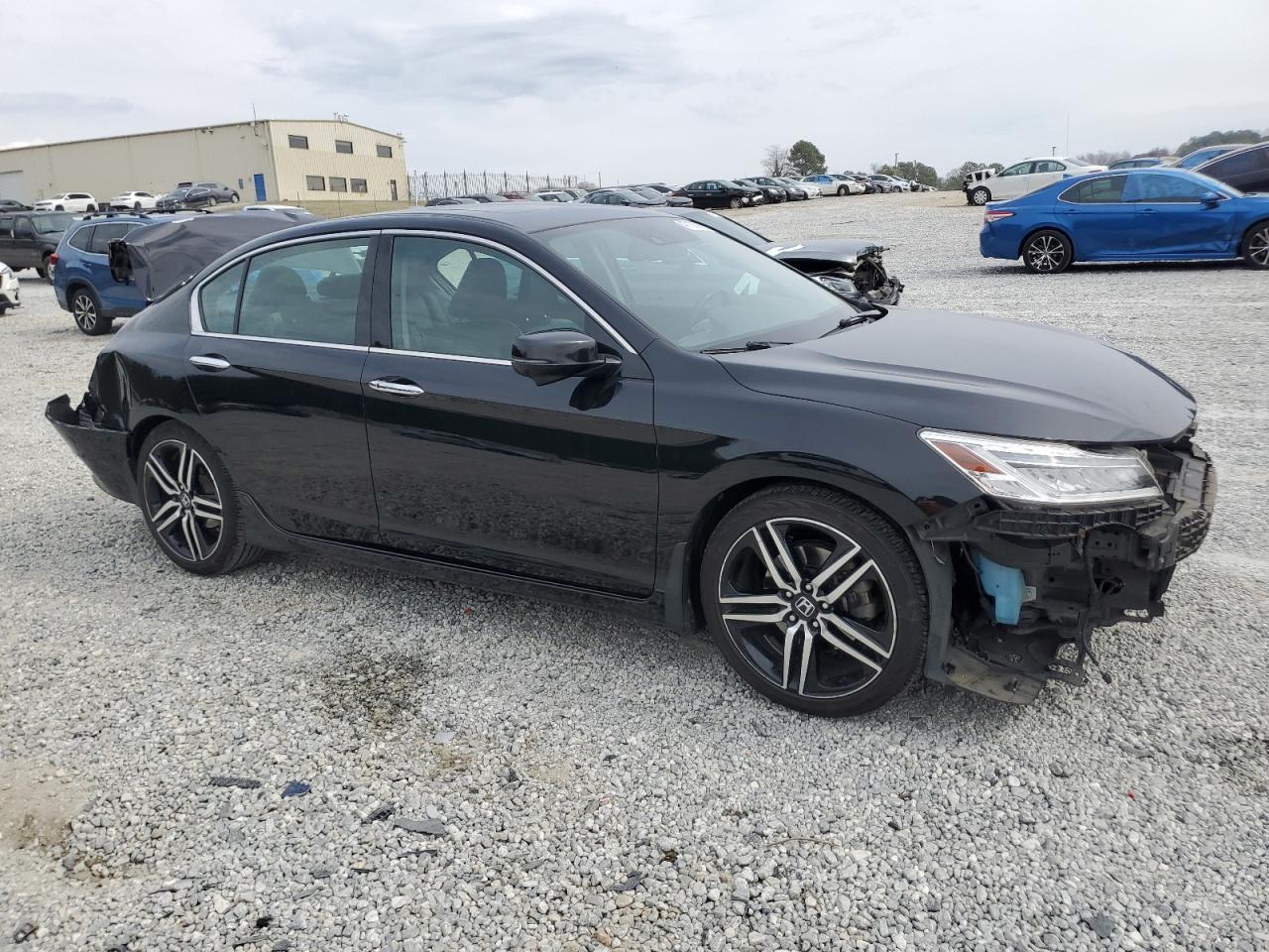 2017 Honda Accord - Image 4