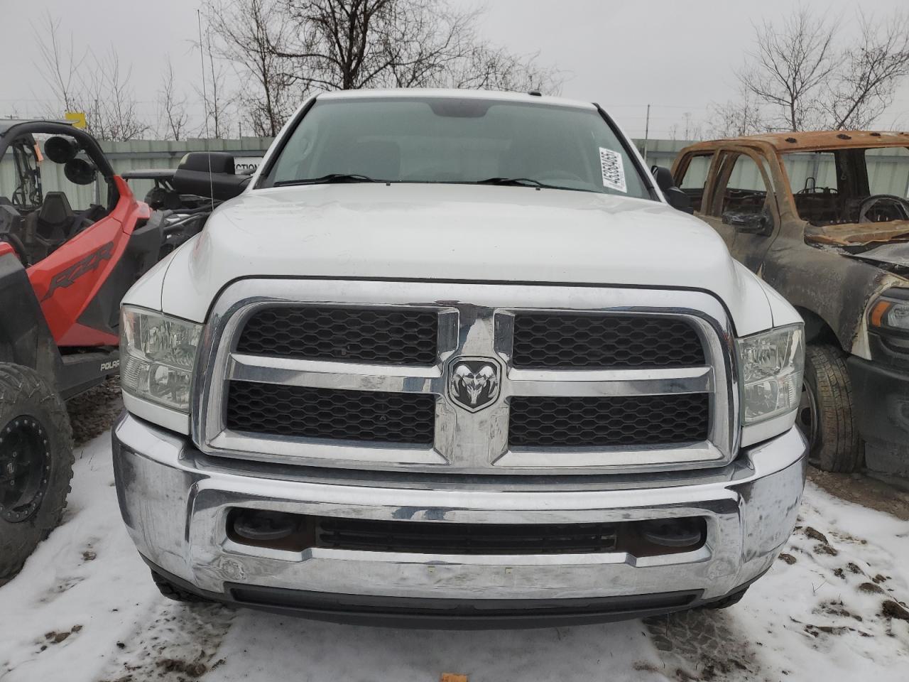 2014 RAM 3500 - Image 5