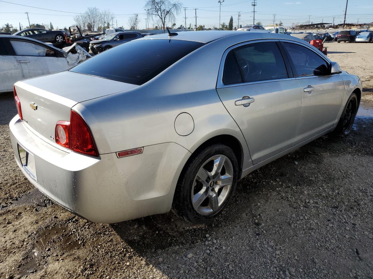 2009 Chevrolet Malibu - Image 3