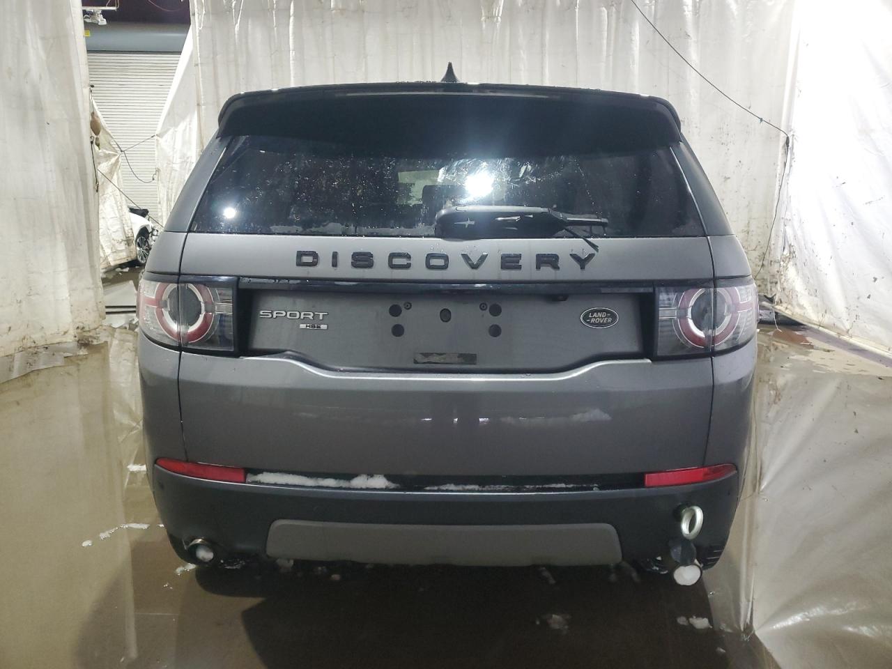 2017 Land Rover Discovery - Image 6