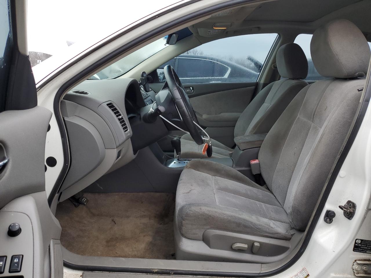 2009 Nissan Altima - Image 7