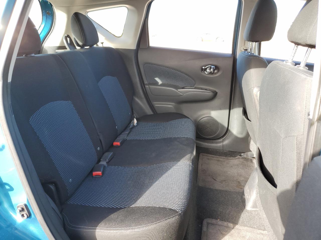 2015 Nissan Versa - Image 10