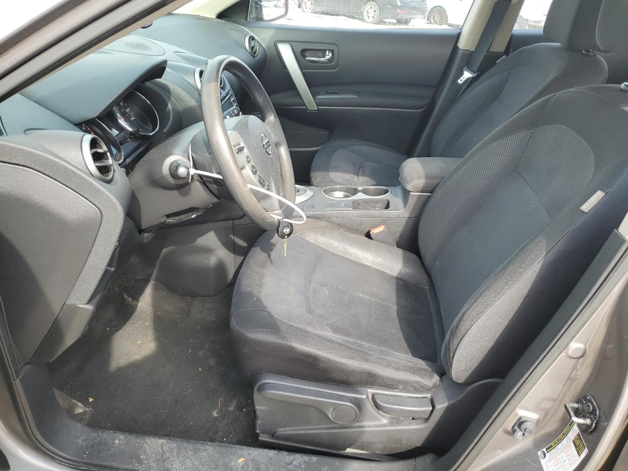 2015 Nissan Rogue - Image 7