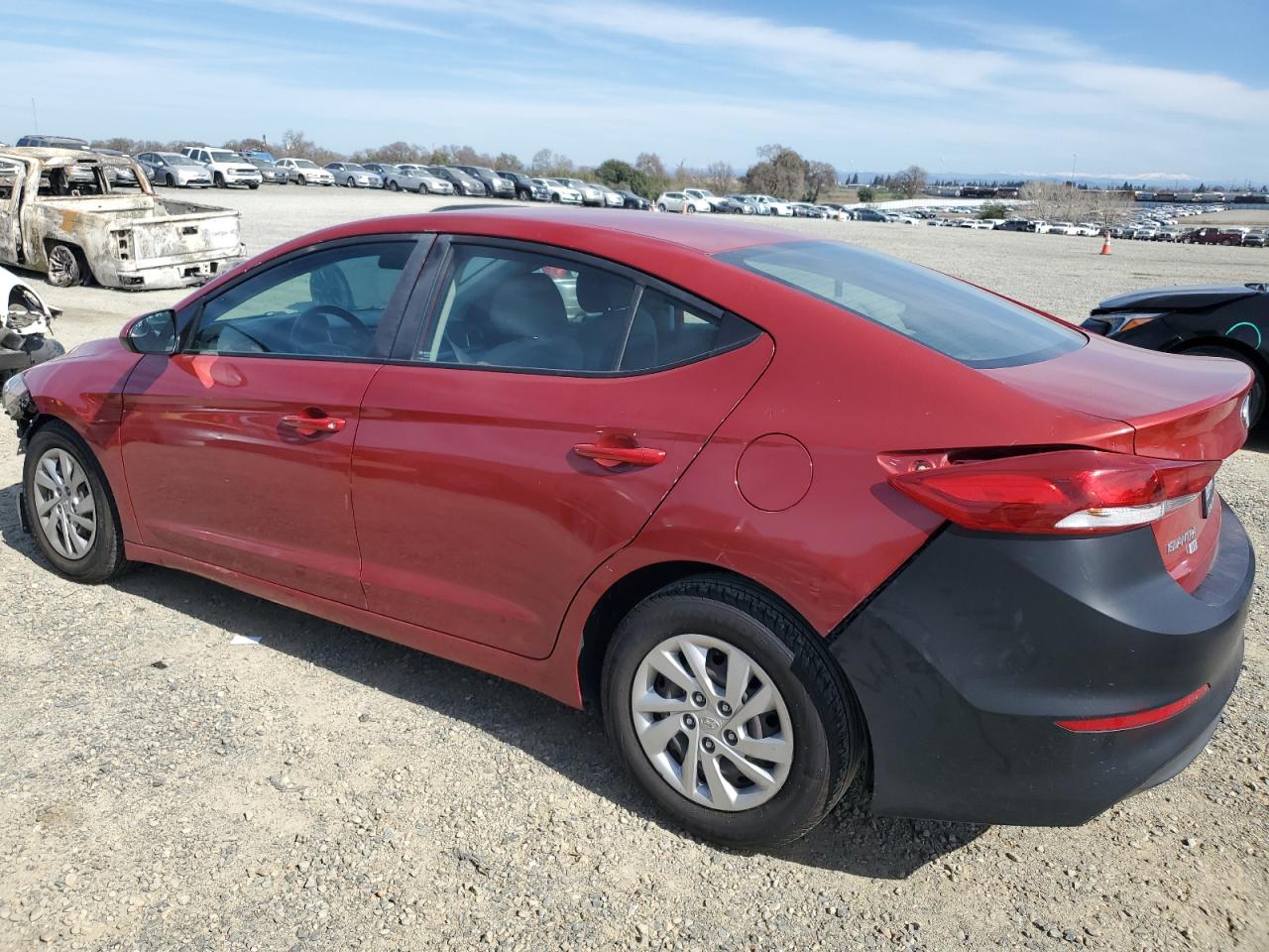 2018 Hyundai Elantra - Image 2