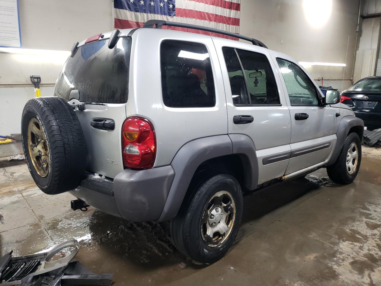 2004 Jeep Liberty (North America) - Image 3