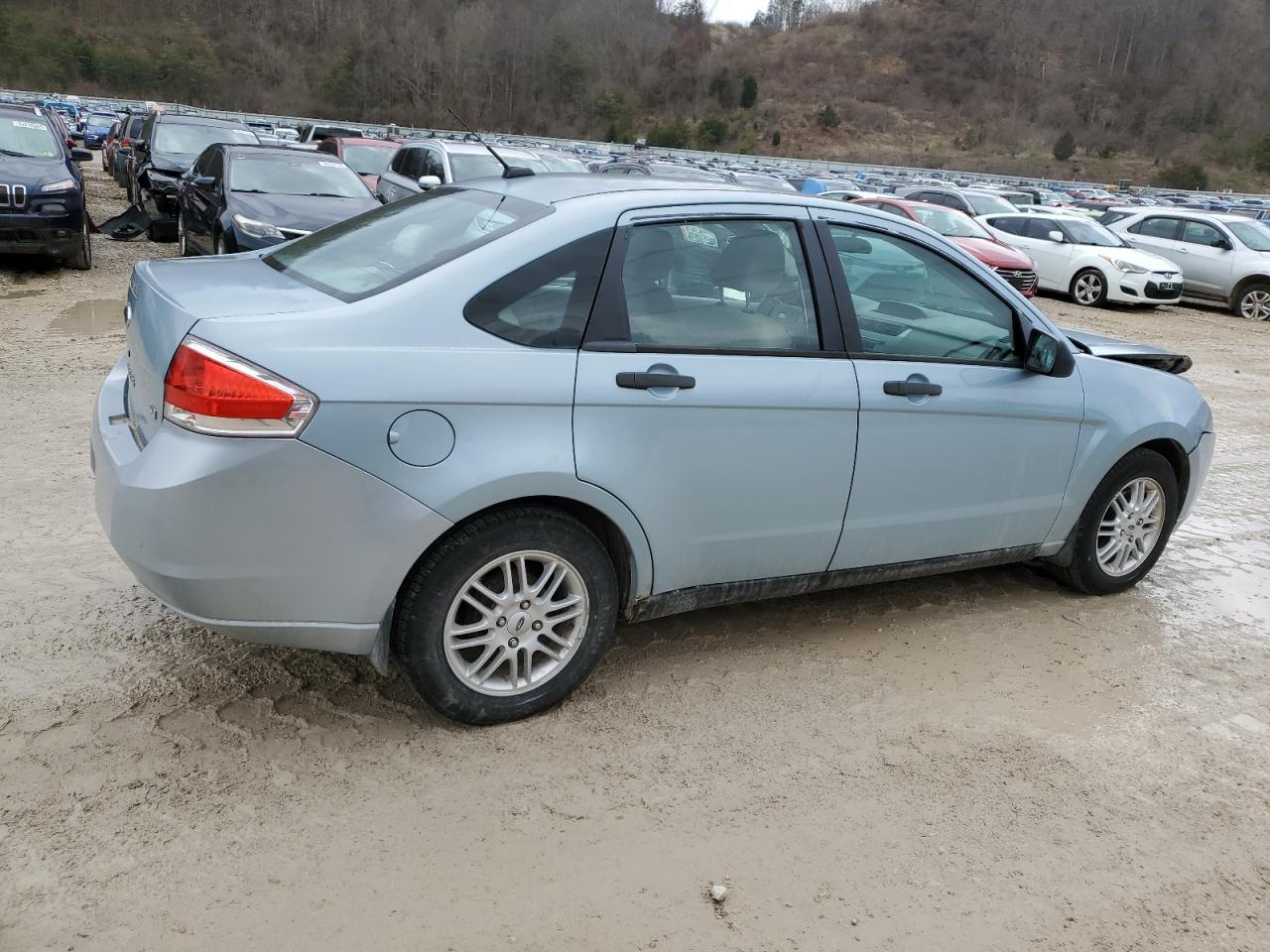 2009 Ford Focus - Image 3