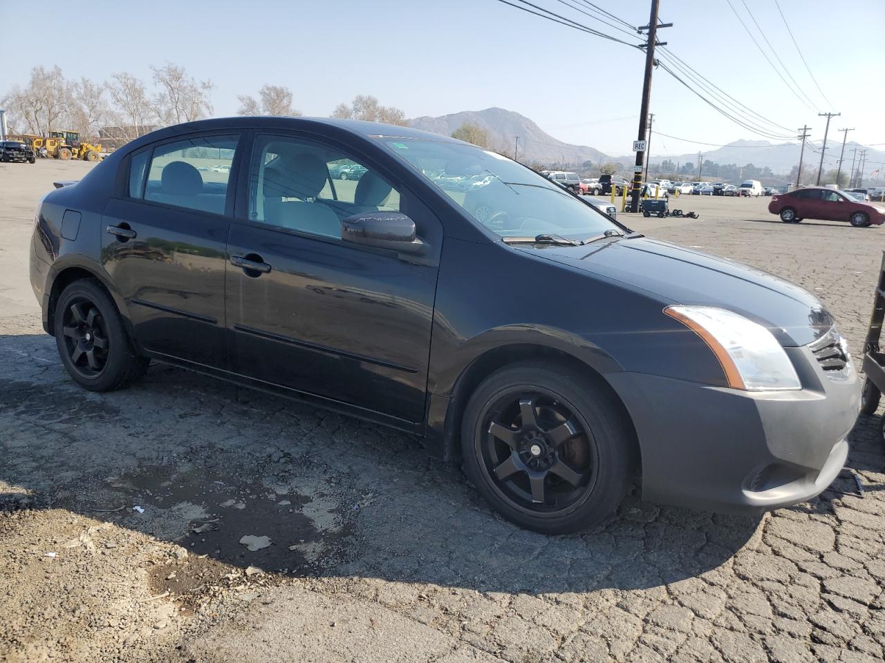 2011 Nissan Sentra - Image 4