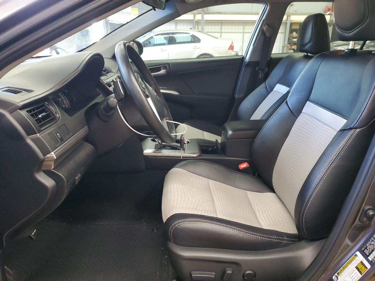 2013 Toyota Camry - Image 7
