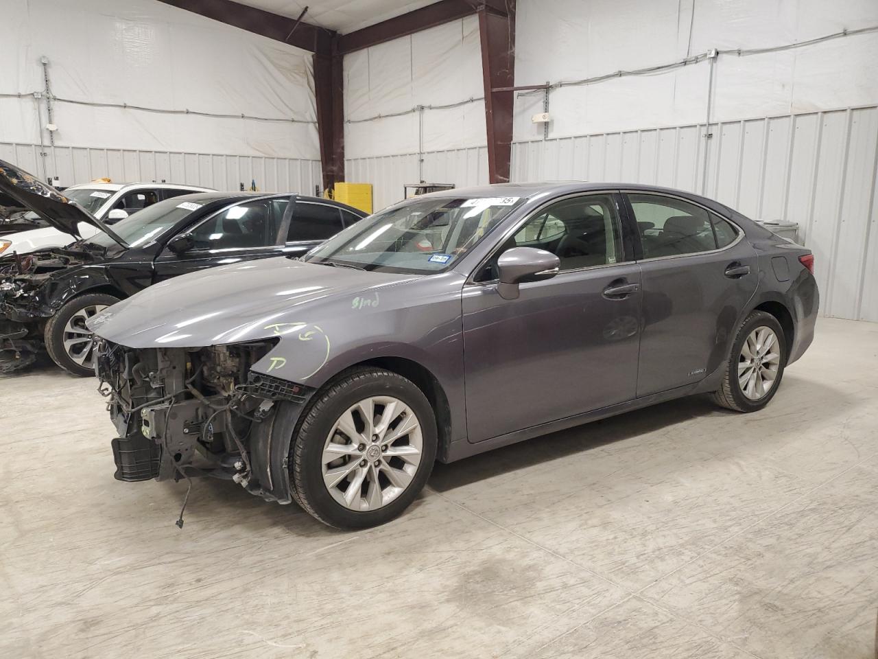 2015 Lexus ES - Image 1