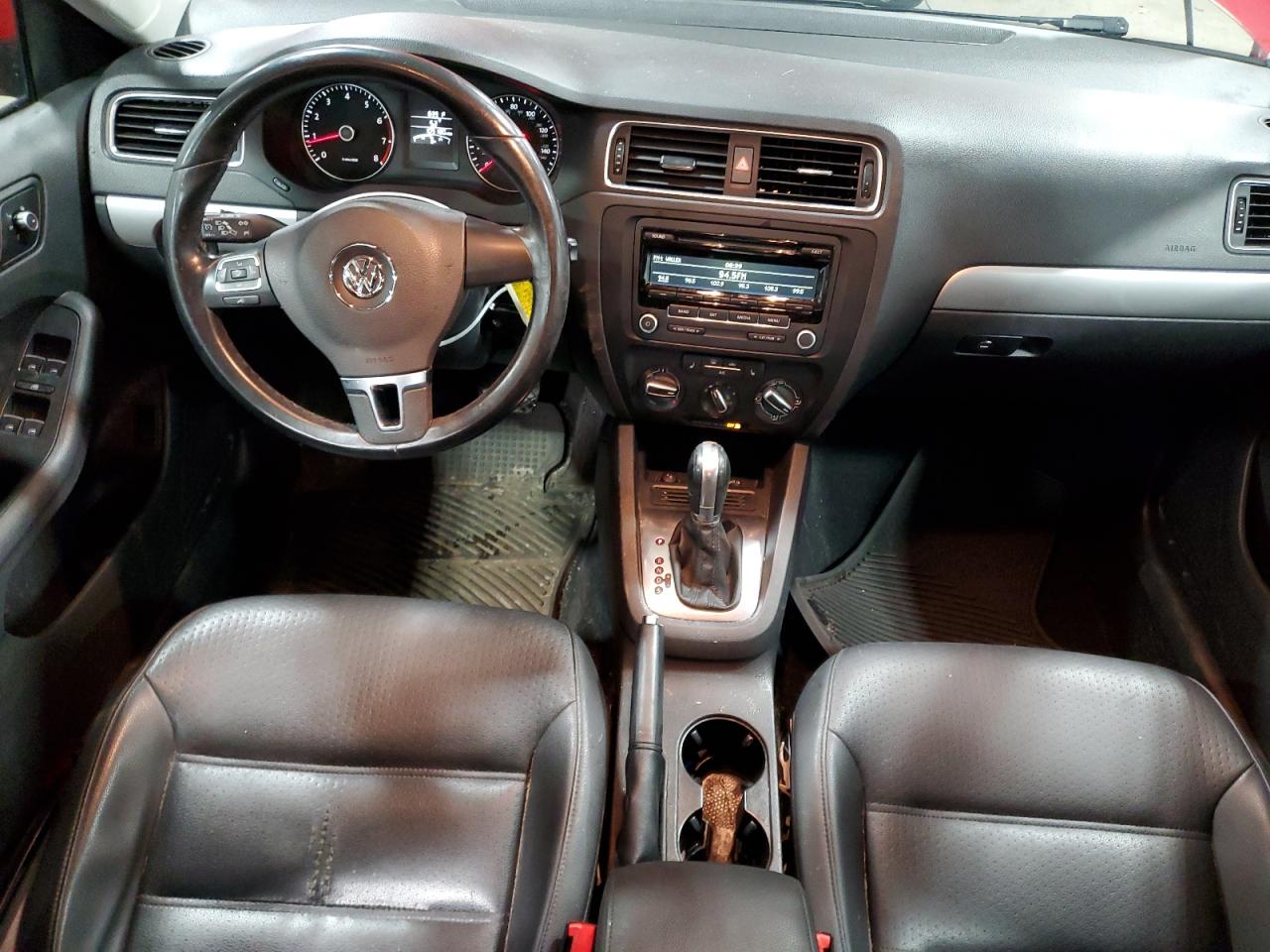 2014 Volkswagen Jetta - Image 8