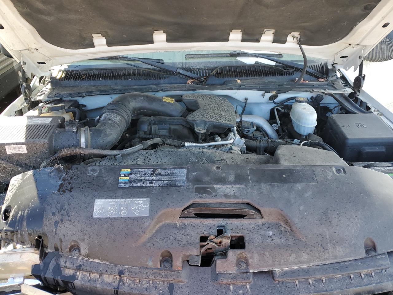 2005 GMC Sierra - Image 11