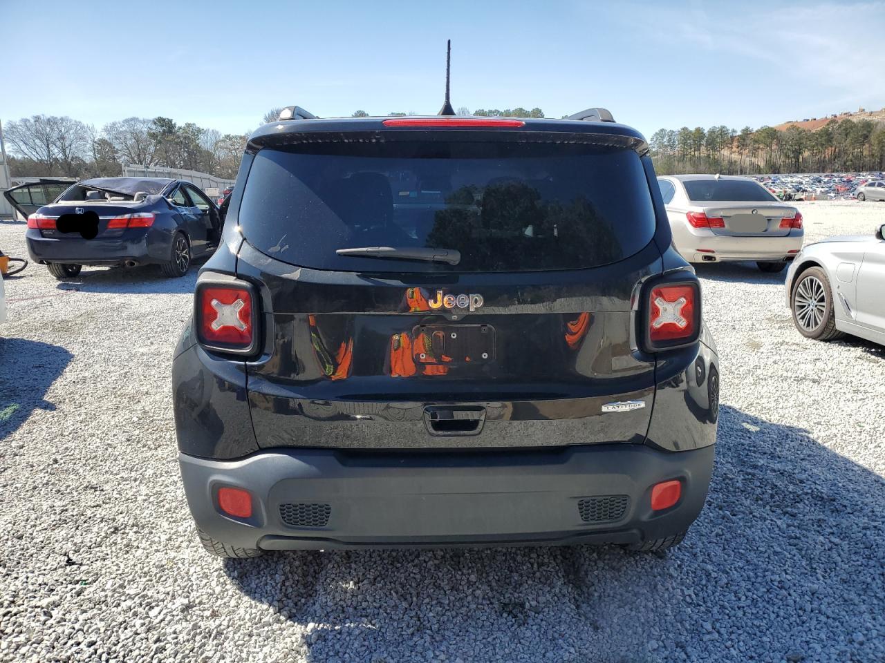 2018 Jeep Renegade - Image 6