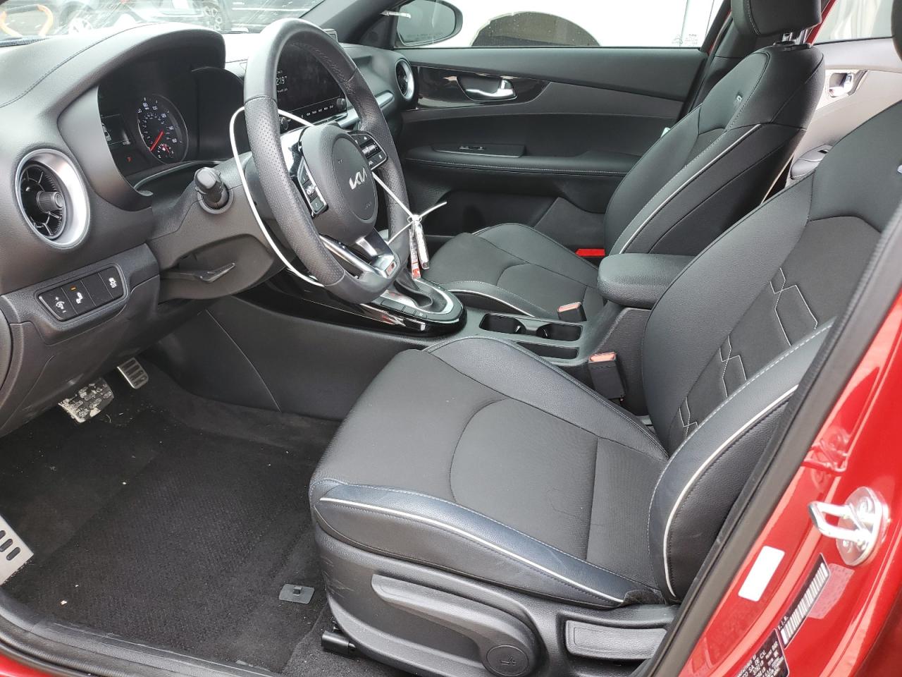 2024 Kia Forte - Image 7