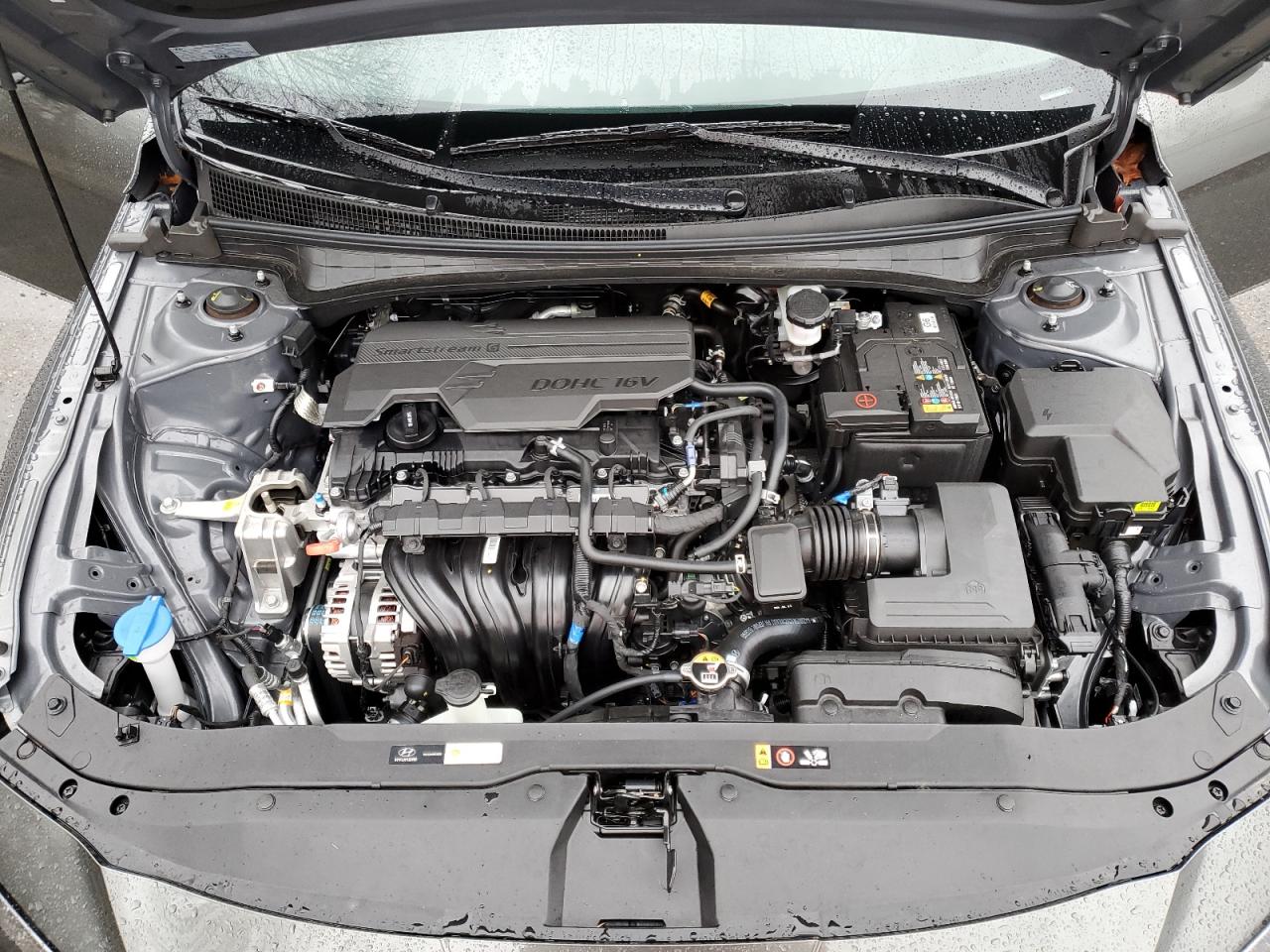 2024 Hyundai Elantra - Image 11