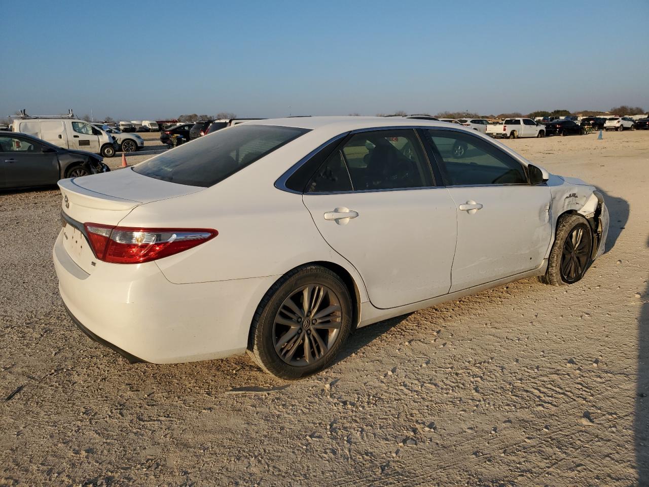 2015 Toyota Camry - Image 3