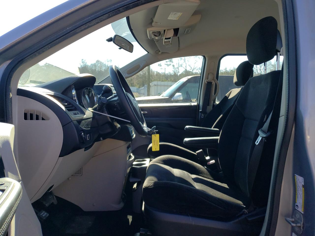 2014 Dodge Caravan - Image 7
