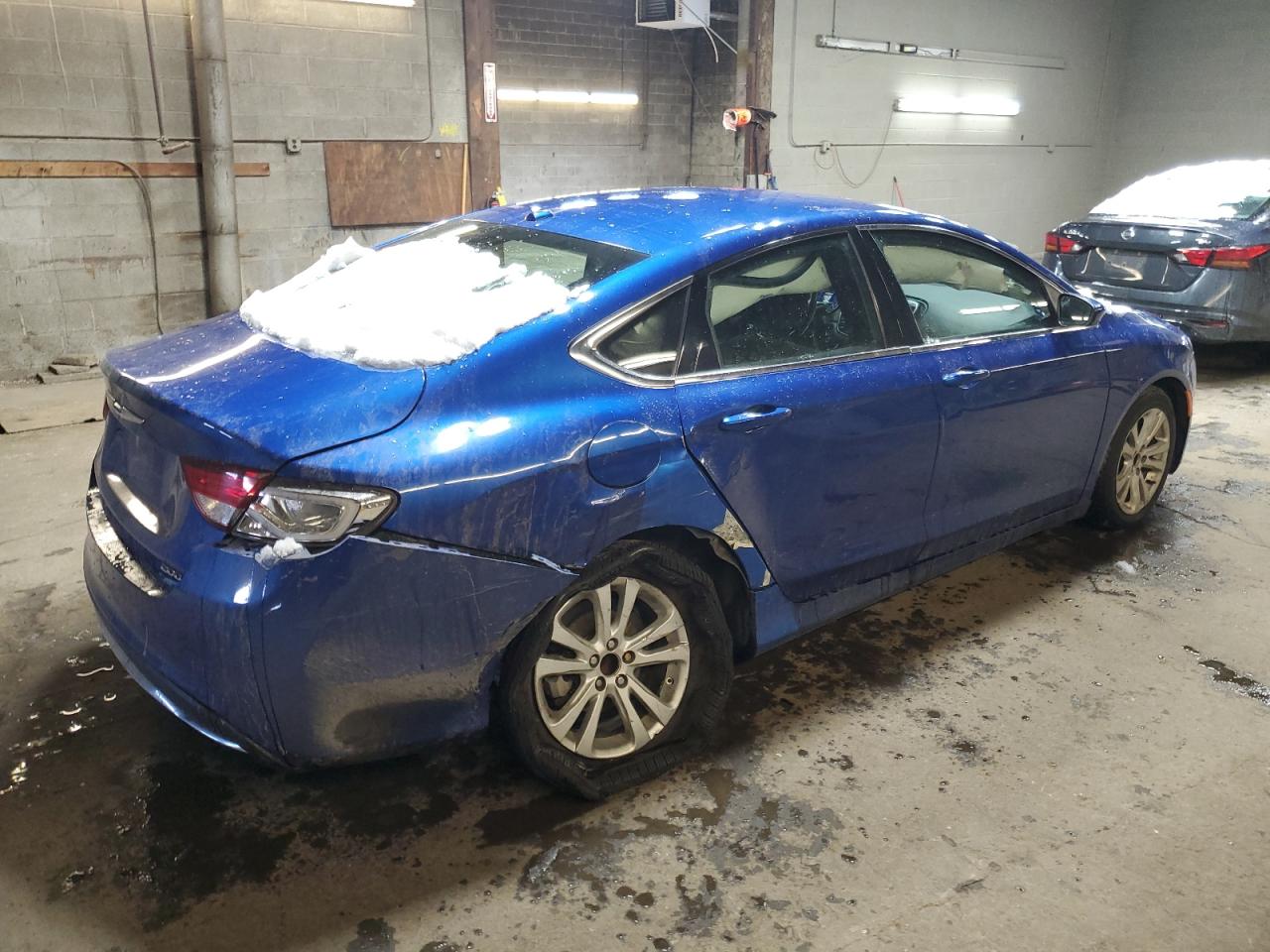 2015 Chrysler 200 - Image 3