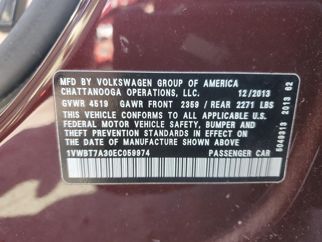 2014 Volkswagen Passat - Image 12
