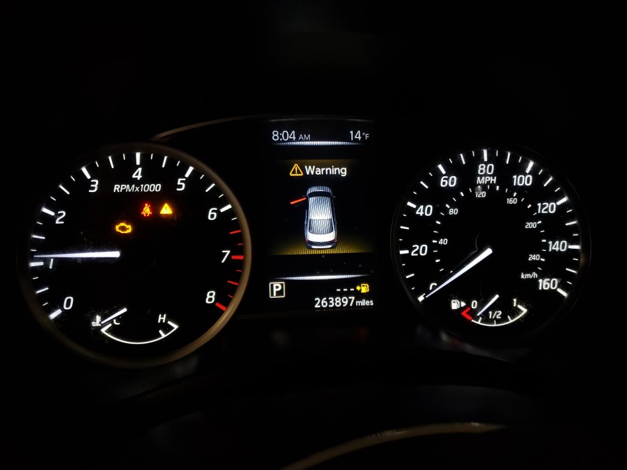 2016 Nissan Sentra - Image 9