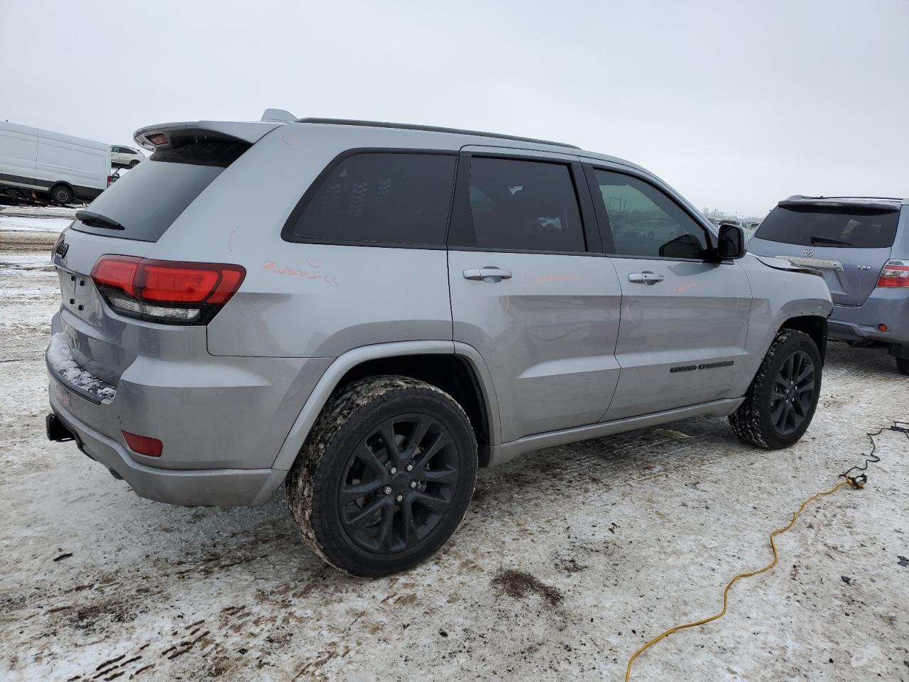 2020 Jeep Grand Cherokee - Image 3